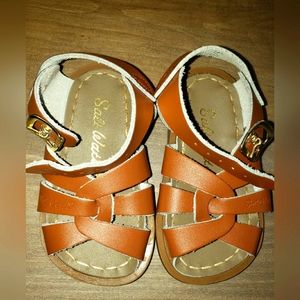 Saltwater sandals